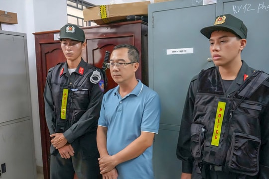 Khởi tố, bắt tạm giam 3 cựu cán bộ ngân hàng