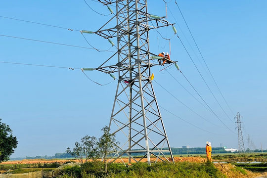 EVNNPC: Kết quả hoạt động sản xuất kinh doanh tháng 10/2025 và nhiệm vụ trọng tâm 2 tháng cuối năm 2025