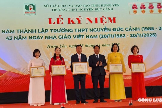 Trường THPT Nguyễn Đức Cảnh kỷ niệm 40 năm thành lập: Khẳng định vị thế lá cờ đầu của giáo dục Hưng Yên