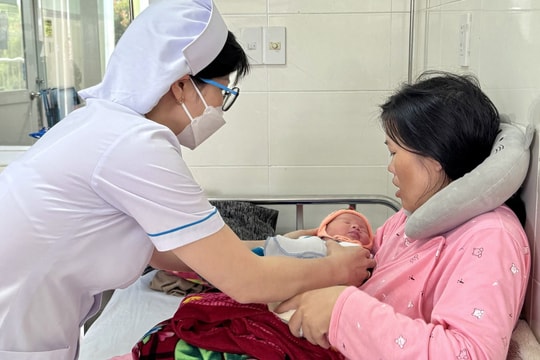 90% trẻ sơ sinh có mẹ nhiễm viêm gan B mắc nguy cơ lây bệnh