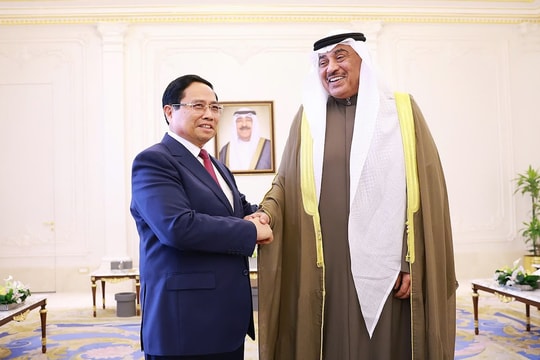 Việt Nam – Kuwait thúc đẩy mở đường bay thẳng, tiến tới miễn thị thực phổ thông