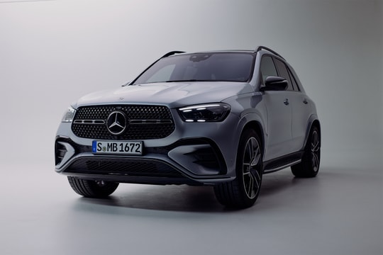 Mercedes-Benz GLE 400 e 4Matic giá gần 4,7 tỷ đồng