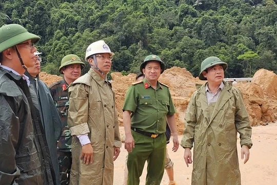 Khánh Hòa khẩn trương khắc phục sạt lở tại đèo Khánh Lê