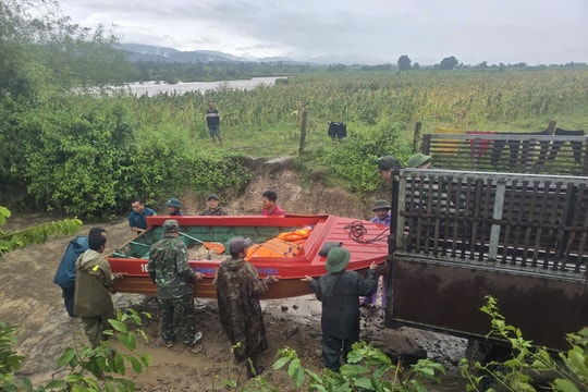 Mưa lũ khiến 14 người chết và mất tích, nhiều địa phương tiếp tục sơ tán khẩn