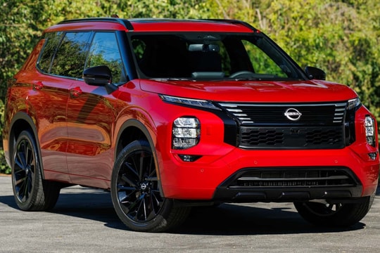 Nissan ra mắt X-Trail 2026 ‘mượn’ từ Mitsubishi Outlander PHEV