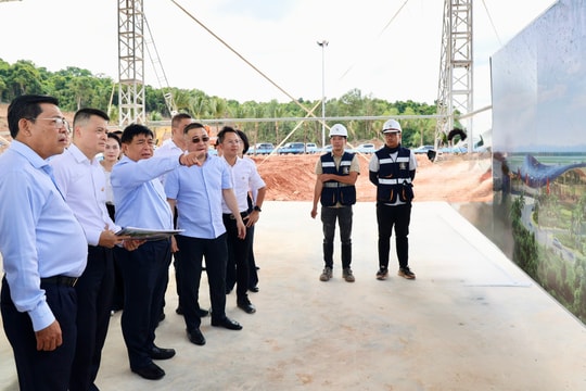 Phó Thủ tướng Nguyễn Chí Dũng kiểm tra các dự án phục vụ Hội nghị APEC năm 2027
