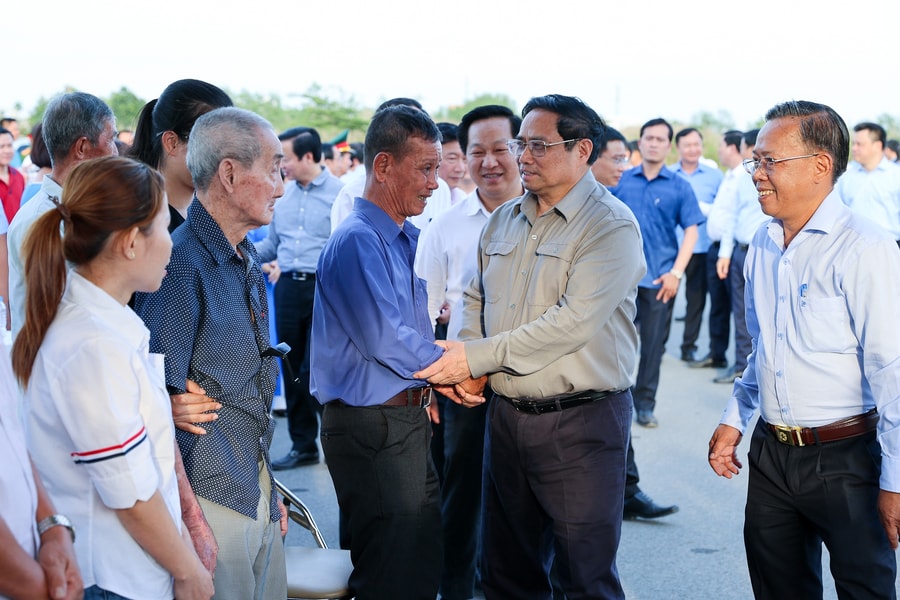 Đề nghị nghiên cứu xây dựng đường Vành đai 4 TPHCM