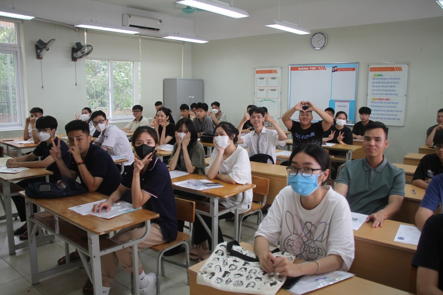 Một bộ phận cán bộ, giáo viên nhận thức chưa đầy đủ về đổi mới thi, kiểm tra, đánh giá