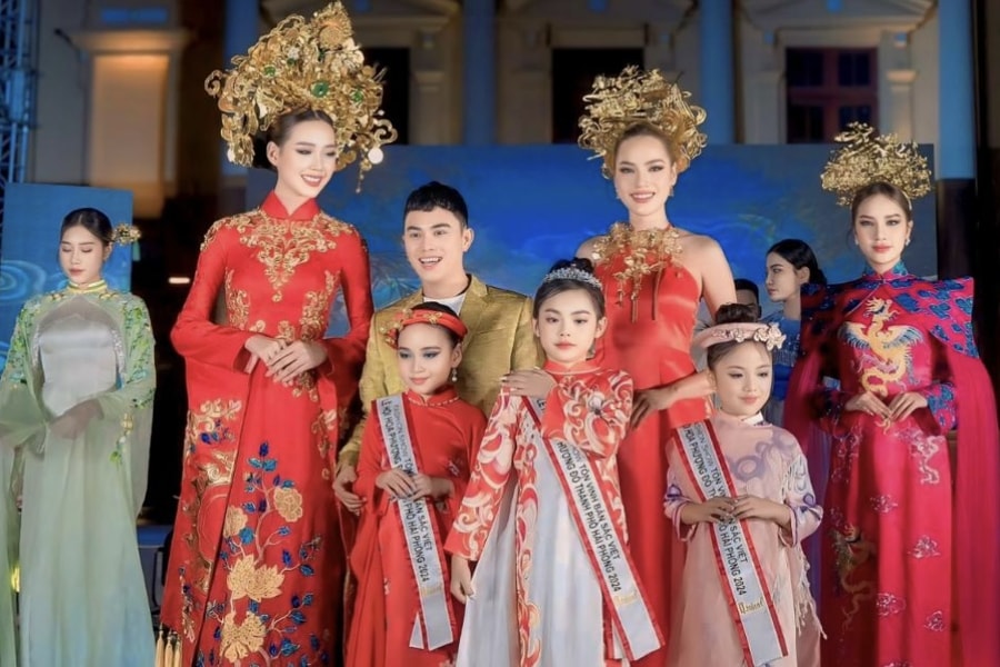 Mãn nhãn đêm nghệ thuật đẳng cấp “Tôn vinh bản sắc Việt” trên Thành phố Hoa phượng đỏ