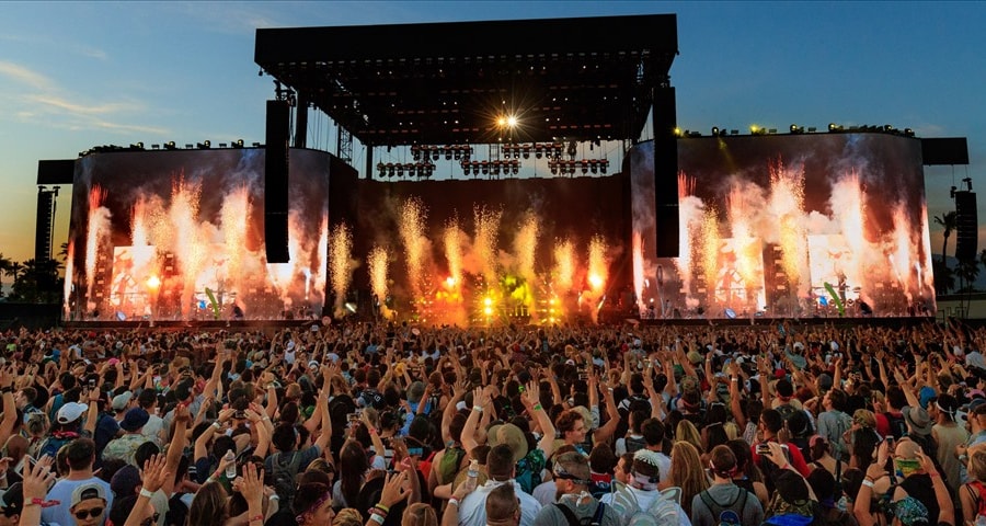 Giới giải trí Hàn Quốc lao đao, hàng loạt sự kiện lớn phải huỷ bỏ vì thiết quân luật