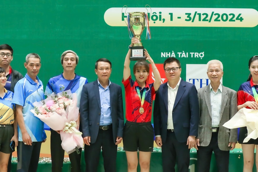 Nơi gắn kết những người làm báo đam mê trái bóng nhỏ