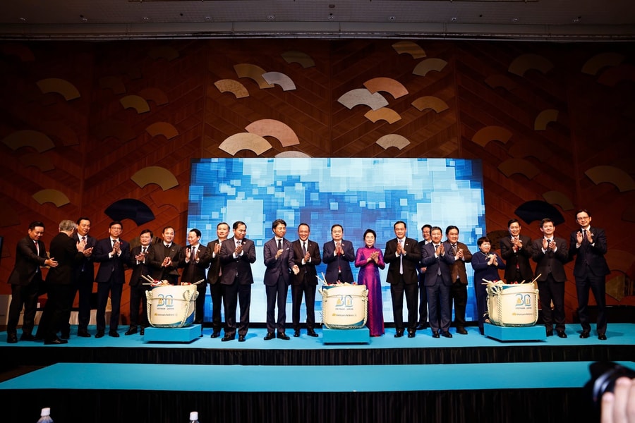 Vietnam Airlines kỷ niệm 30 năm đường bay thẳng Việt Nam - Nhật Bản