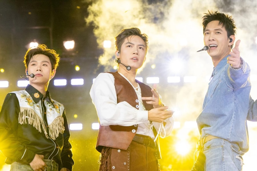  Sự cố trong concert 'Anh trai say hi', Ban tổ chức lên tiếng xin lỗi