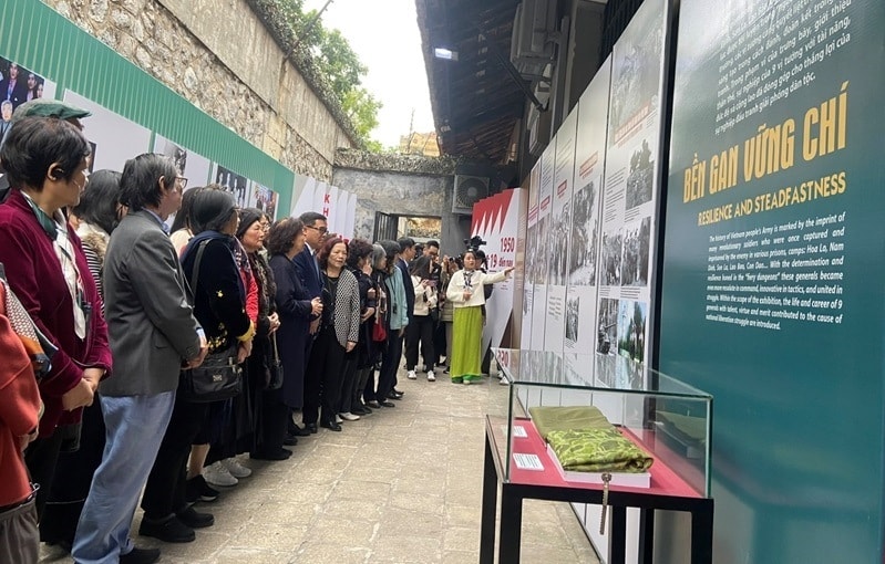 Trưng bày 'Gan vàng dạ sắt' kể chuyện 9 vị tướng tài ba