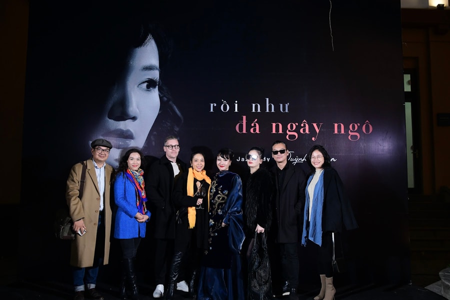 Nghe nhạc Trịnh phong cách Jazz qua album 'Rồi như đá ngây ngô'