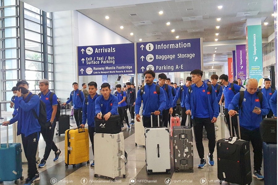 ĐT Việt Nam có mặt tại Manila, sẵn sàng cho trận gặp Philippines