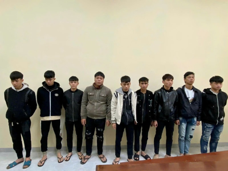 Mâu thuẫn trên mạng, nhóm đối tượng đánh người đến chấn thương sọ não