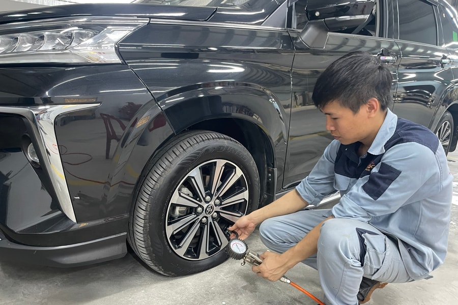 Những lý do không nên bơm lốp xe quá căng: Các tài xế nên biết