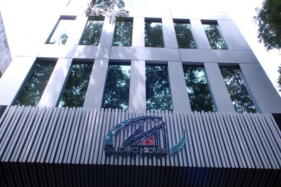 Thuduc House (TDH) doanh thu giảm gần 50% cùng lỗ lũy kế, phải giải trình do cổ phiếu vẫn tăng trần liên tiếp