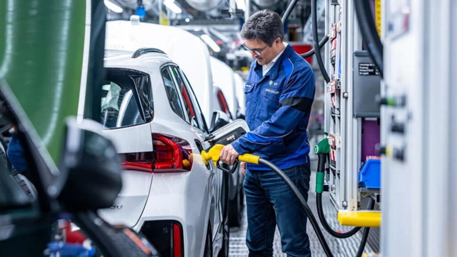 BMW sử dụng dầu thực vật cho các mẫu xe diesel mới