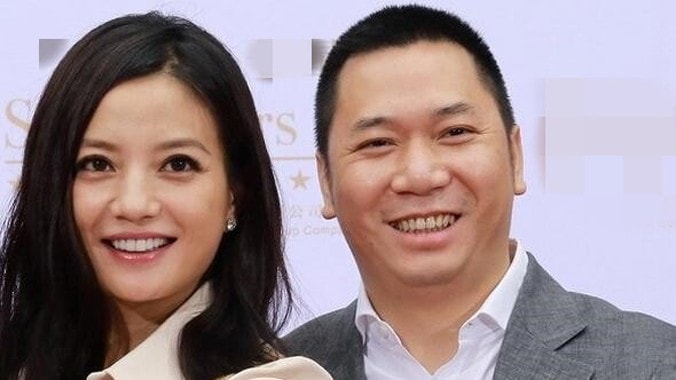 Triệu Vy thông báo ly hôn chồng đại gia