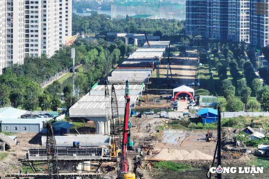 Khẩn trương thi công tuyến đường trên cao nối TP HCM và Bình Dương