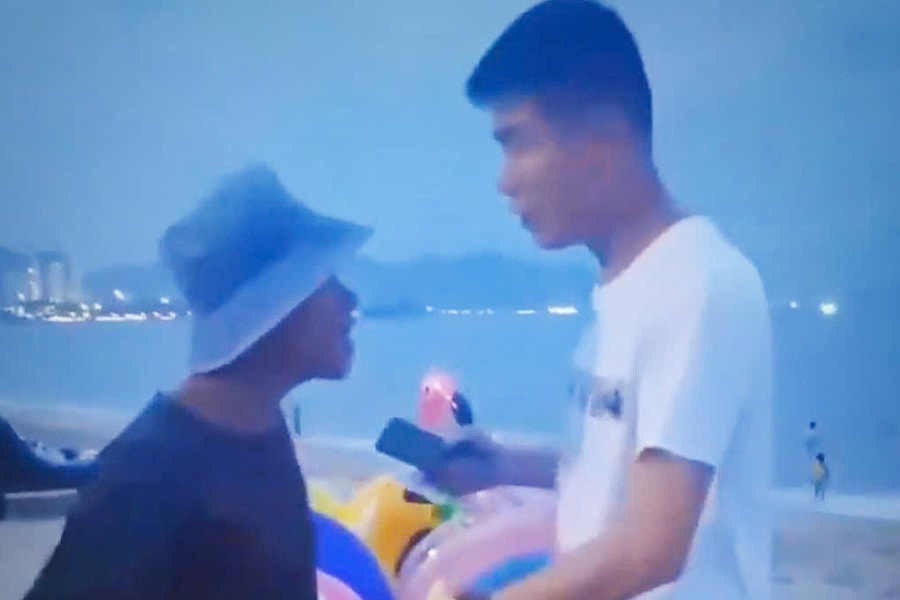 Làm rõ việc thu phí trái phép, chặn đường khách du lịch tại Nha Trang