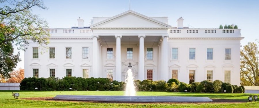 Mỹ đưa đại gia dầu khí và hãng vận tải Trung Quốc vào danh sách đen quân sự