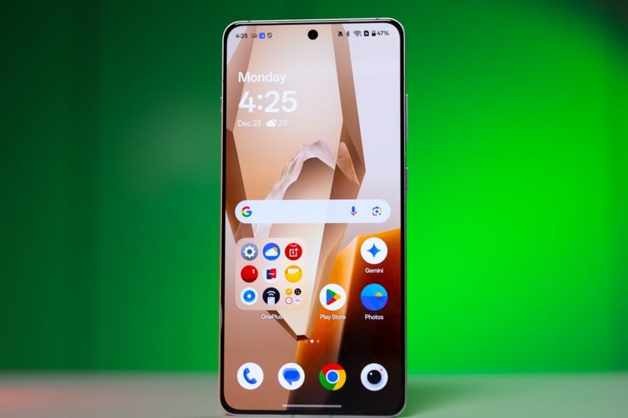 OnePlus 13: Pin và sạc - Bước tiến lớn trong công nghệ di động