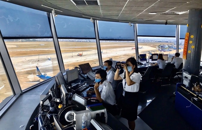 Bảo đảm an toàn hệ thống thông tin dẫn đường, giám sát hàng không dịp Tết 2025