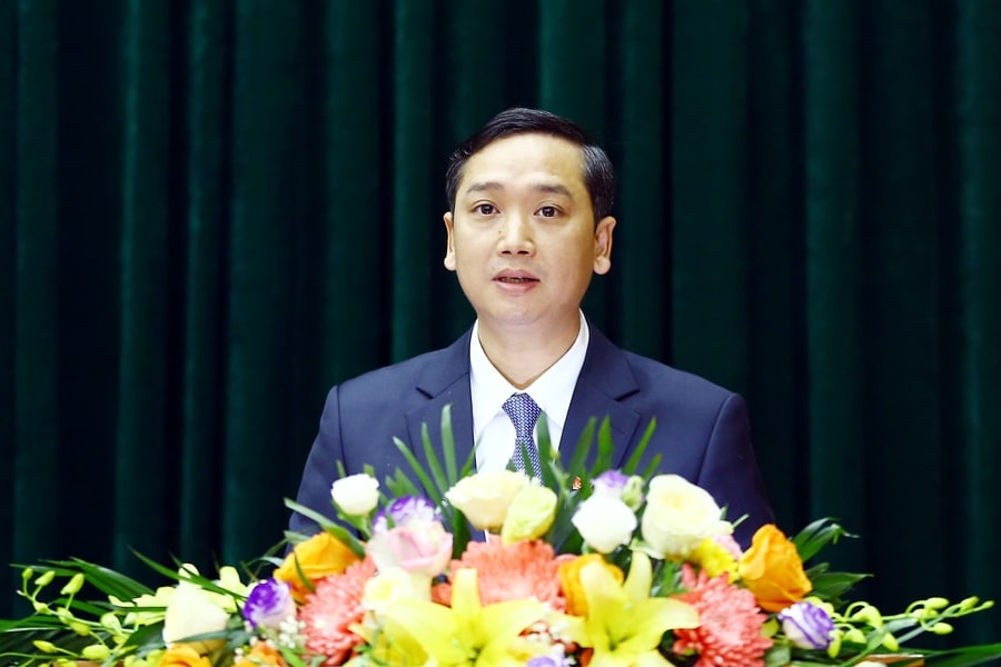 Thủ tướng phê chuẩn kết quả bầu chức vụ Chủ tịch UBND 2 tỉnh Nghệ An và Bắc Giang