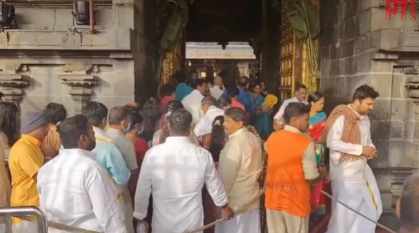 Giẫm đạp tại ngôi đền nổi tiếng ở Ấn Độ khiến 6 người thiệt mạng
