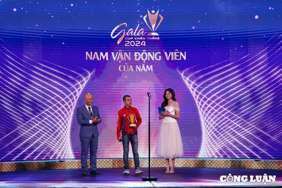 Trần Quyết Chiến và Trịnh Thu Vinh giành giải vận động viên của năm