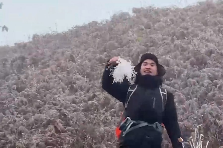 Băng giá xuất hiện ở nhiều nơi vùng núi phía Bắc