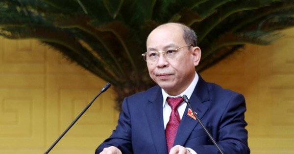 Thủ tướng phê chuẩn Chủ tịch UBND tỉnh Hòa Bình