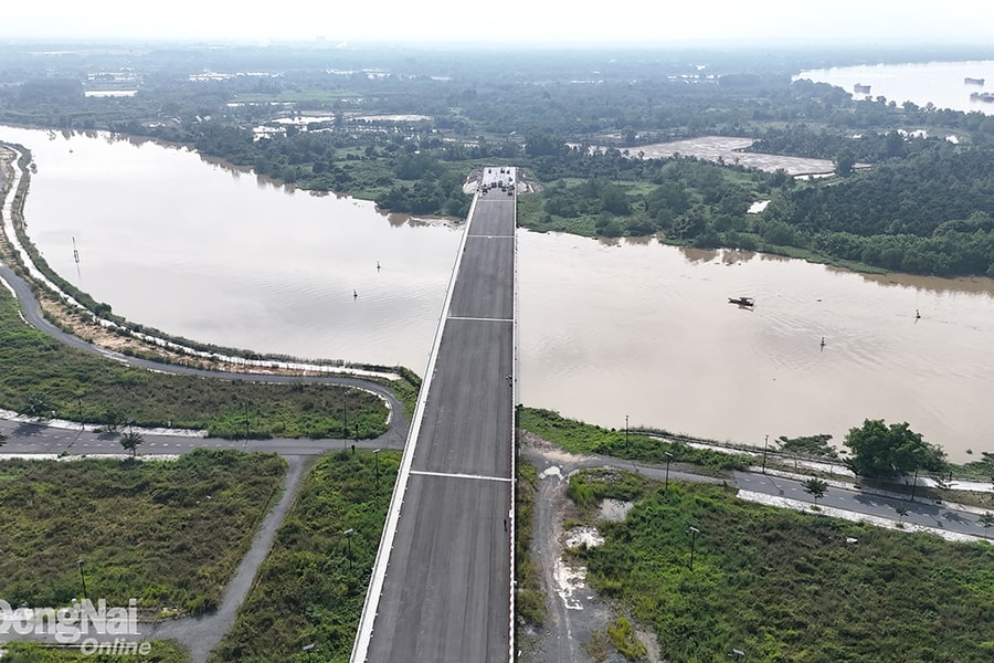Đẩy nhanh triển khai đoạn 2 Hương lộ 2 nối dài kết nối cao tốc TP HCM - Long Thành - Dầu Giây