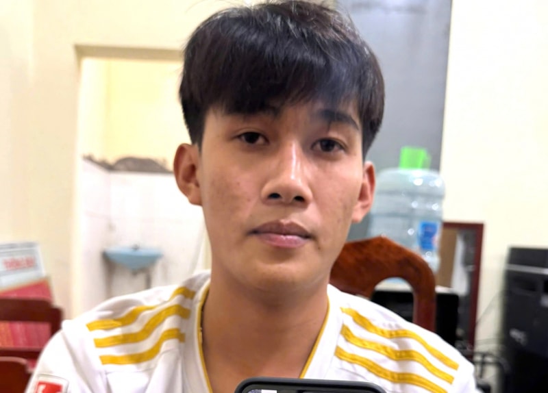 Bắt đối tượng chuyên dùng clip 'nóng' để tống tiền