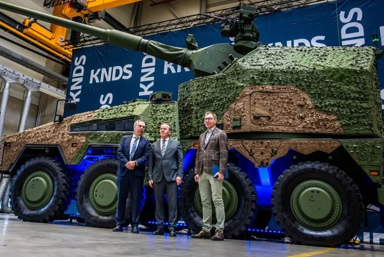 Pháo tự hành của Đức đang chuẩn bị tiến vào chiến trường Ukraine