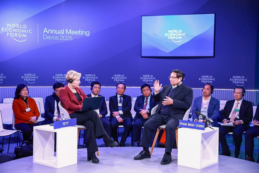 Thủ tướng Phạm Minh Chính tham dự đối thoại chính sách đặc biệt tại WEF Davos