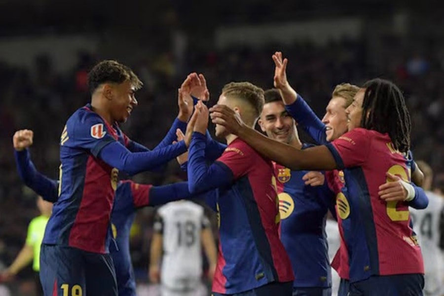 Đôi công kịch tính, Barca huỷ diệt Valencia trong trận cầu 8 bàn