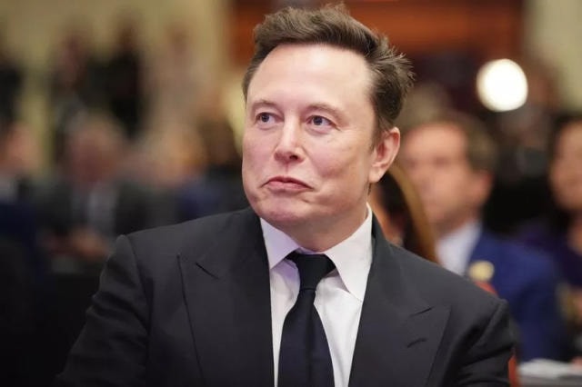 Thủ tướng Pháp chỉ trích tỷ phú Elon Musk đe dọa nền dân chủ