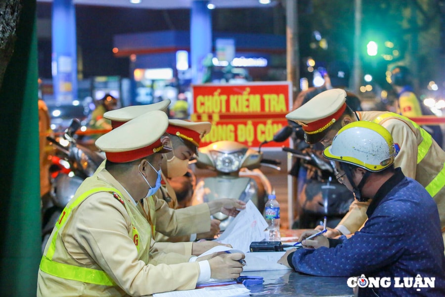 Gần 2.200 trường hợp vi phạm nồng độ cồn ngày mùng 4 Tết