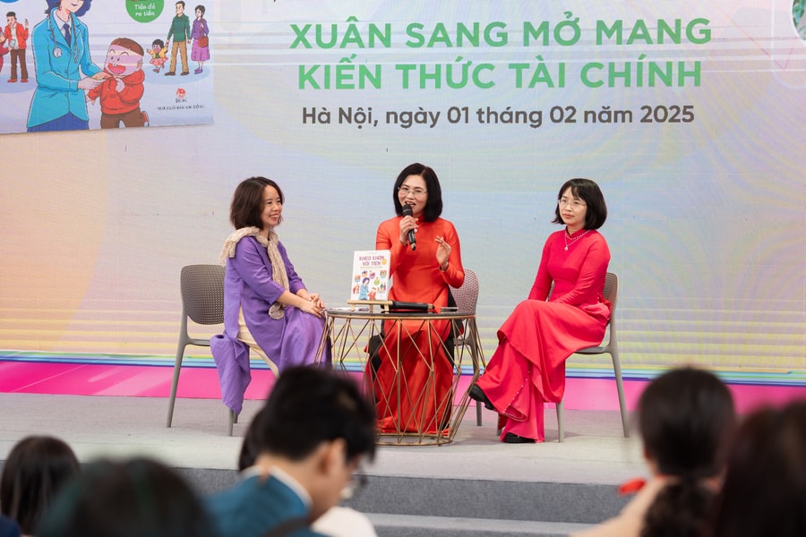 Nên ứng xử thế nào với tiền lì xì năm mới?