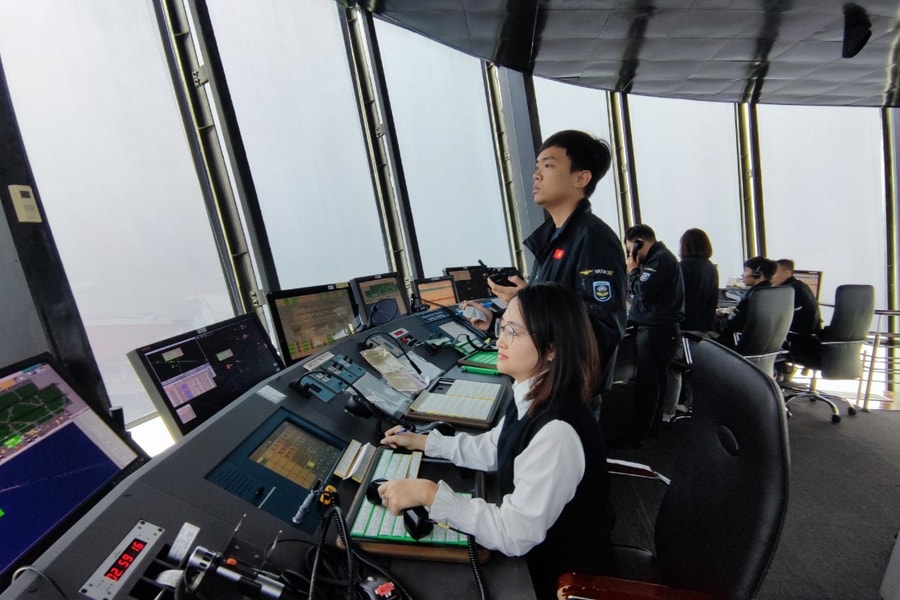 Điều hành an toàn hơn 25.000 chuyến bay dịp cao điểm Tết Nguyên đán 2025