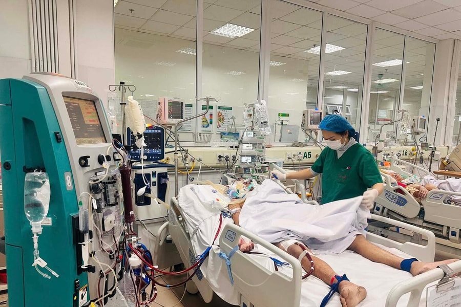 Thông tin mới nhất về trường hợp bệnh nhân mắc cúm A phải đặt máy thở nhân tạo