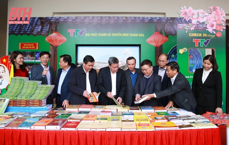 Thanh Hóa: Khai mạc Hội báo Xuân Ất Tỵ 2025