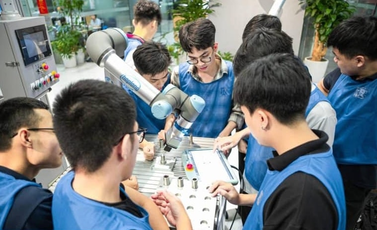 Các trường đua nhau mở ngành bán dẫn, sinh viên có nhiều cơ hội việc làm, thu nhập cao