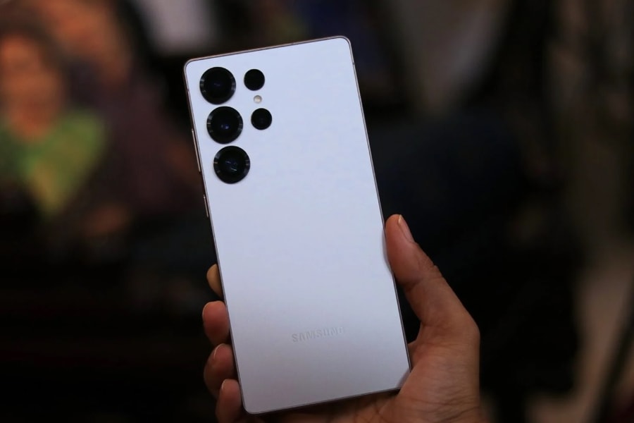 Những điểm Galaxy S25 Ultra vượt trội so với iPhone 16 Pro Max