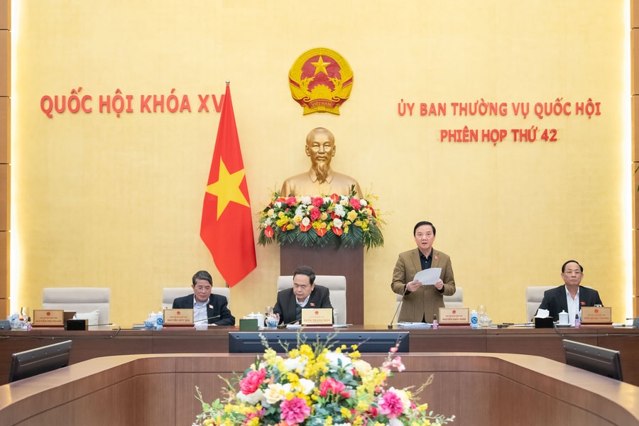 Thông qua Nghị quyết phê chuẩn về bộ máy làm việc của Viện kiểm sát nhân dân tối cao