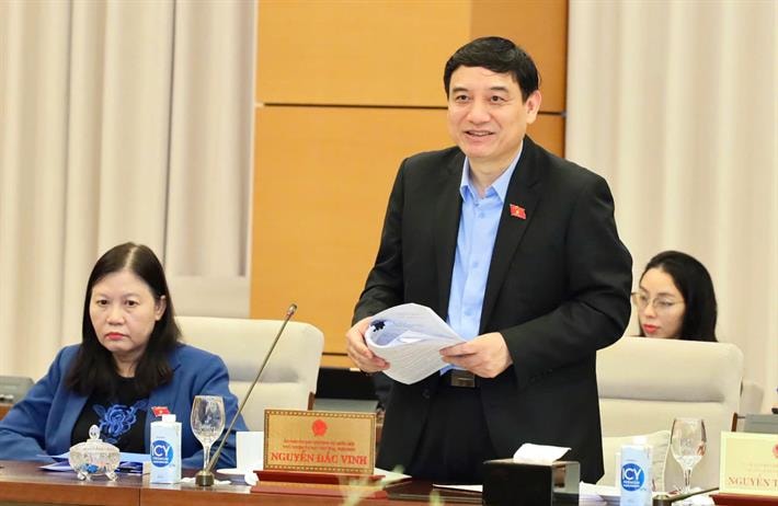 Giao nhiệm vụ, thẩm quyền tuyển dụng giáo viên cho ngành giáo dục là cần thiết